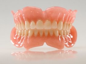 An image of complete dentures